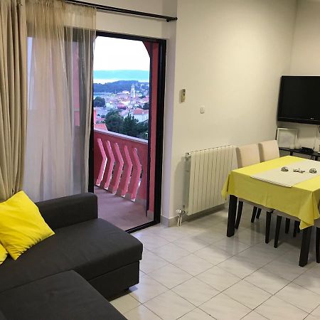 Apartmani Zuzic Veglia Exterior foto